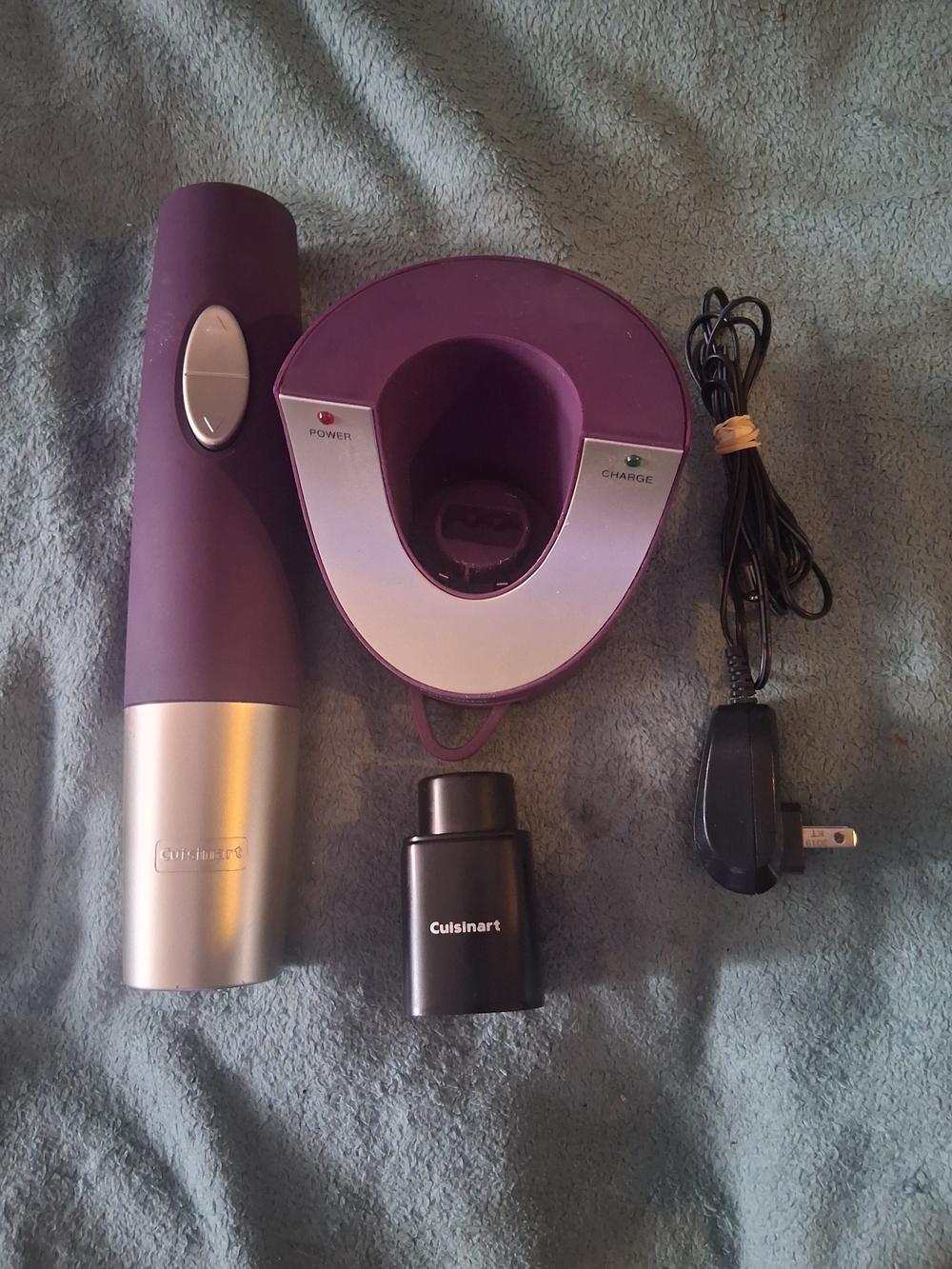 Cuisinart Cordless Handheld Electric Wine Opener - Purple